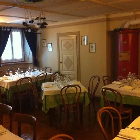 Vittoria - Ca' De La Montagna 2*